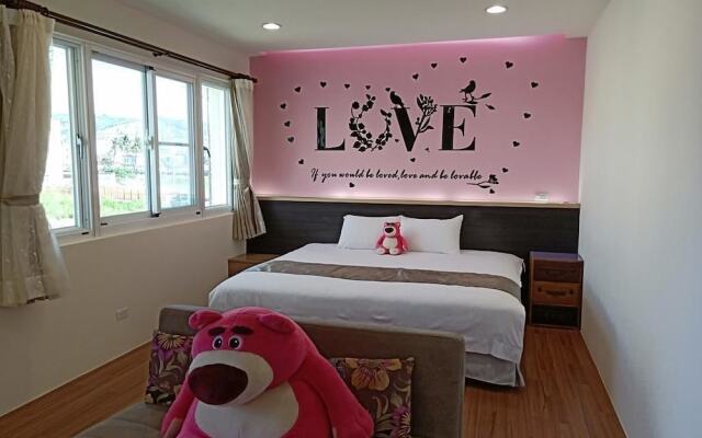 Bear In Love With Jenny B&B