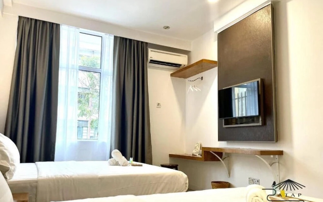 Atap Hotel