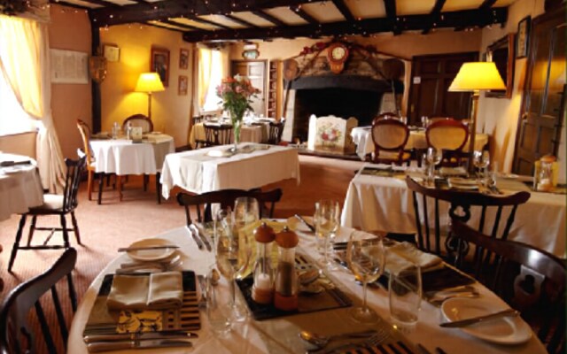 The Crown Country Inn