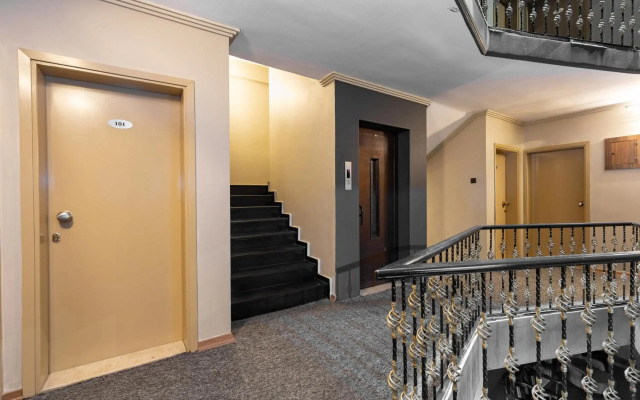 Loyal City Hotel
