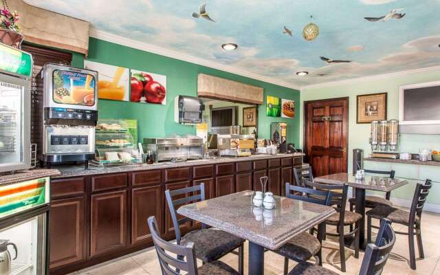 Quality Inn Hemet - San Jacinto