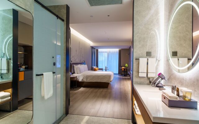 UrCove by HYATT Shenzhen Futian CBD