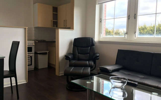 Glasgow Airport Apartments