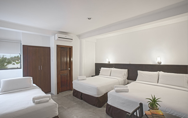 Hotel La Ría Playas