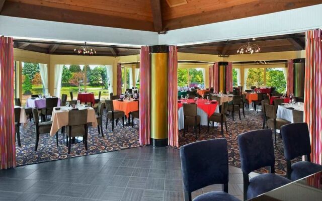 Hilton Chicago / Indian Lakes Resort