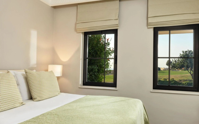 Aphrodite Hills Hotel