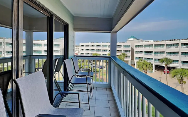 Beach Days by Ryson Vacation Rentals