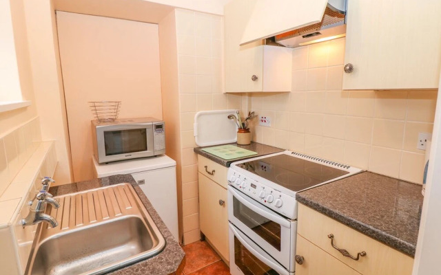 Bretton Mount Studio Flat