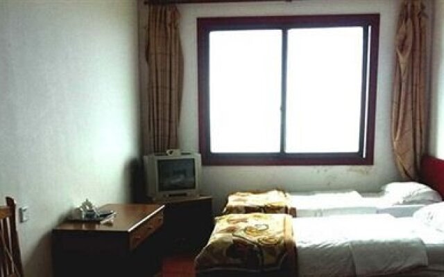 Mount Emei Jindingxiang Huaili Hotel