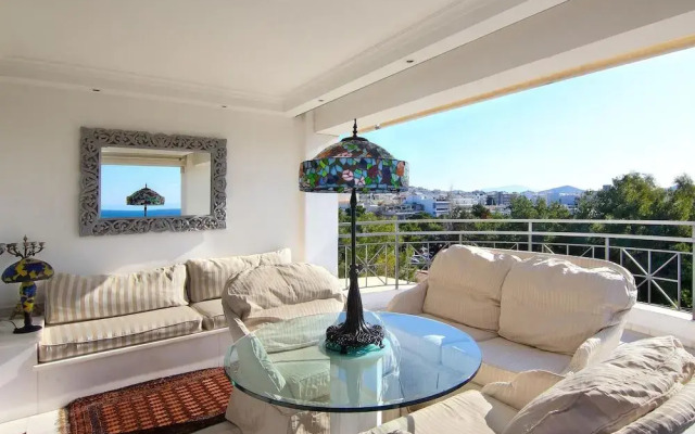 Royal Riviera Residence