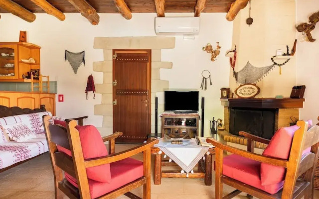 Villa Aloni-traditional Stone Villa With Nice View,pool and Garden