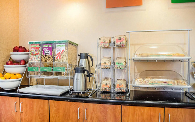 Comfort Suites Lancaster Amish Country