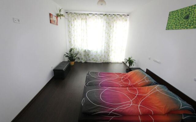 Flora Apartment Centrum
