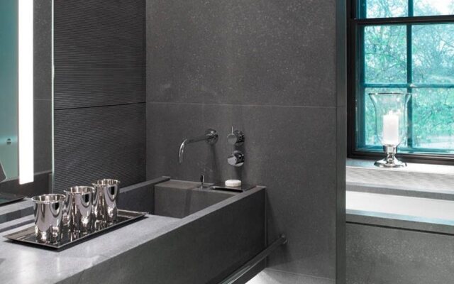 Grosvenor House Suites