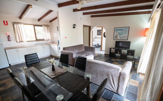 Colonial Village Resort