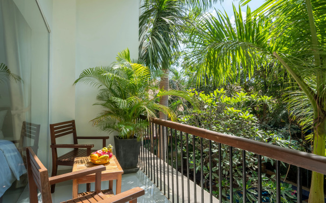 Landing Gold By Amatak