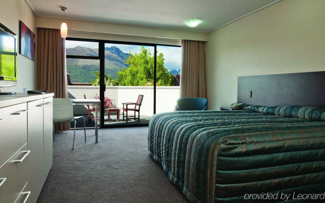Copthorne Hotel & Apartments Queenstown Lakeview
