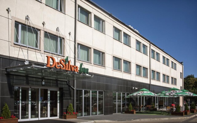 DeSilva Inn Katowice Airport