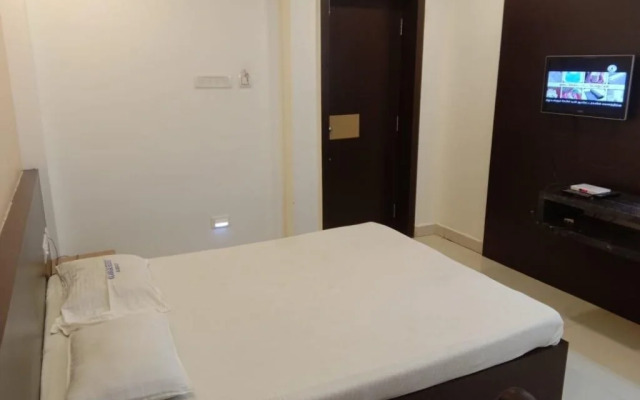 Kalaimagal Residency