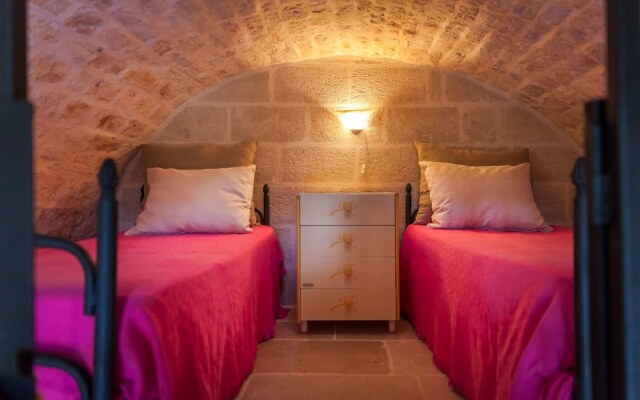 Trulli Di Bacco