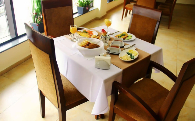 Отель Shine on Guramishvili