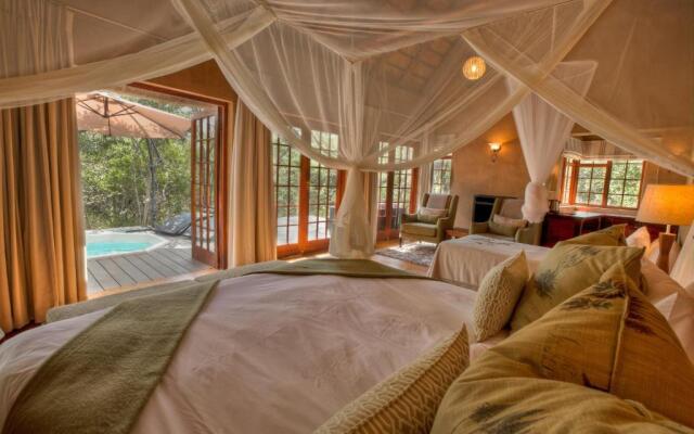 Vuyani Safari Lodge