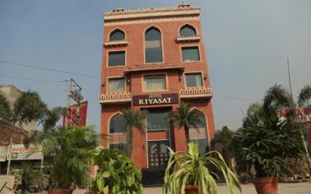 Hotel Riyasat