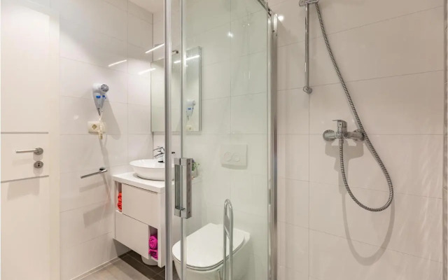 One-Bedroom Apartment in Medici