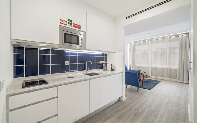 Drapes Design Apartments I by An Island Apart