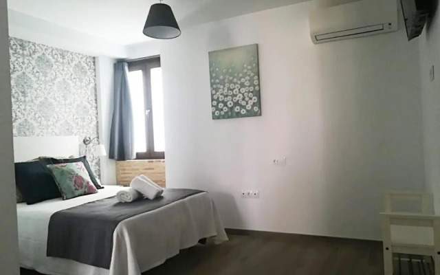 Puerta Alameda Suites