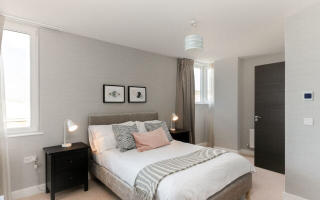 Rethink Living - Luxury Brighton Marina