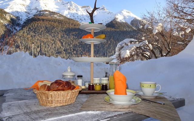 Chesa Sper l'Ovel Brail