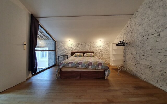 Modern Holiday Home in Olonzac with Private Swimming Pool