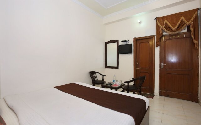 OYO 5853 Hotel Shingar Regency