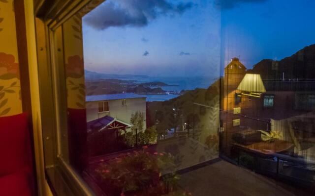 Jiufen HappyLand B&B