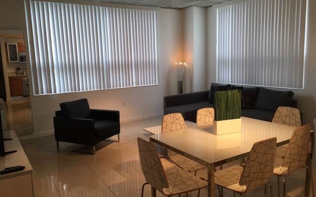 Design District Midtown Apartments by NUOVO