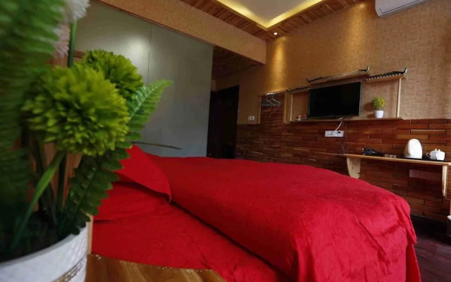 Fengcheng Qiangufengqing Hotel