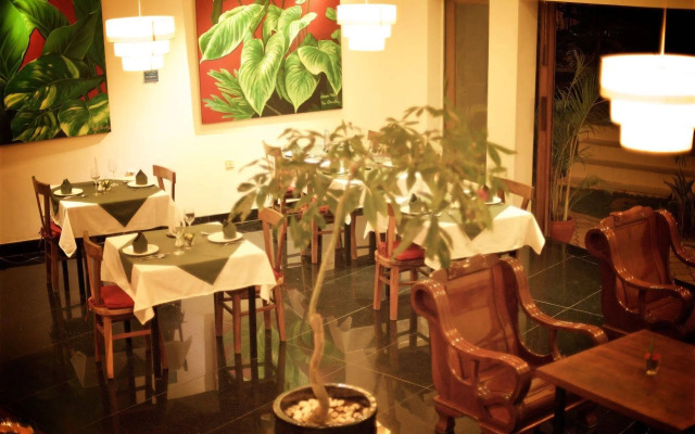 iRoHa Garden Hotel & Resort