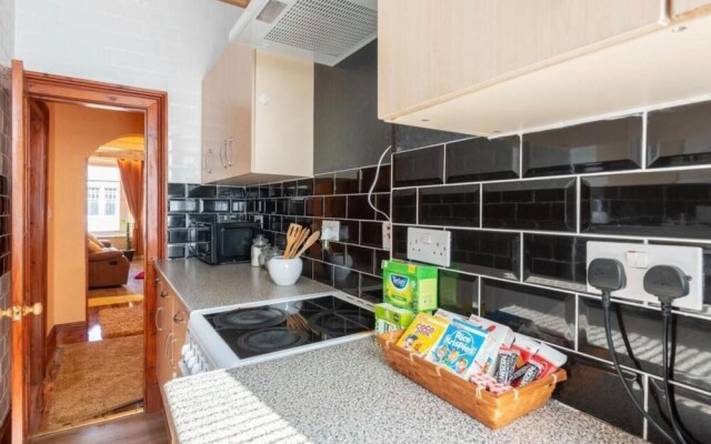 Georges57 2-bed Apartment in Inverness