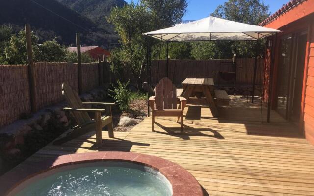 Los Quenes River Lodge