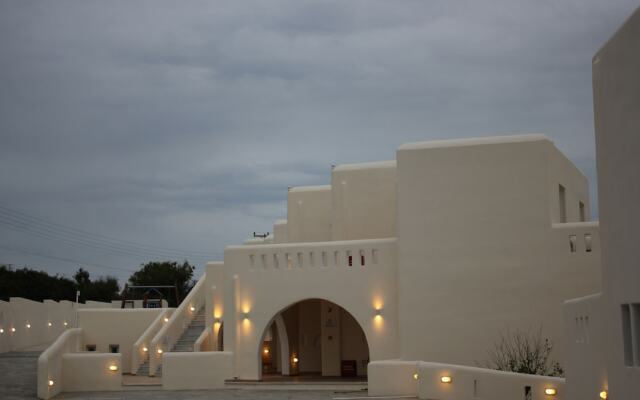 Nicolaus Club Prime Naxian