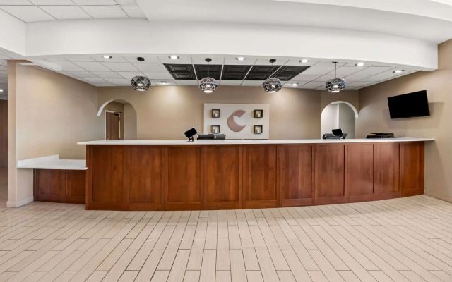 Comfort Inn & Suites Omaha Central