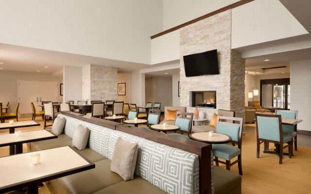 Homewood Suites by Hilton Jacksonville Deerwood Park