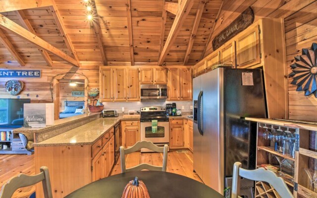 Bent Tree Cabin With Mountain & Lake Views!