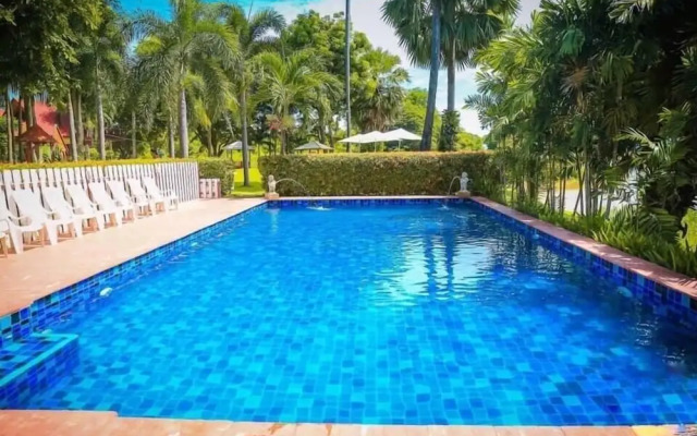 Uthai River Lake Resort