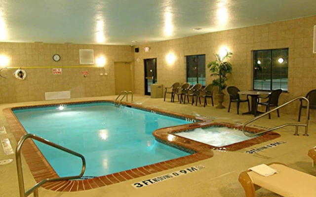 Sleep Inn & Suites at Six Flags