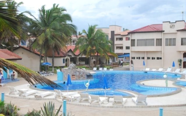 Ramada Resort, Accra Coco Beach