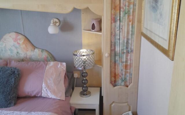 Charming 4-bedroom 8 Berth Caravan in Skegness