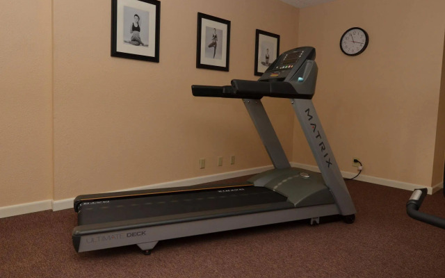 Best Western East Towne Suites