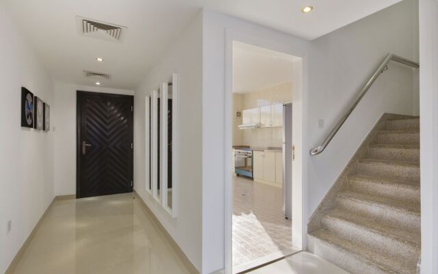 Bespoke Residences - Waikiki Townhouses